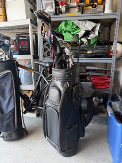 Golf Club Set with Mercedes-Benz Golf Bag