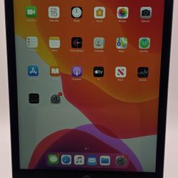 Apple iPad 7th Generation (2019) – 32GB – Excellent Condition – $130 OBO