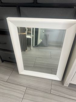 Espejo blanco baño