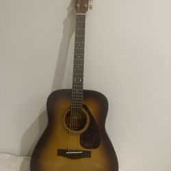 Yamaha Beginner Acoustic Guitar
