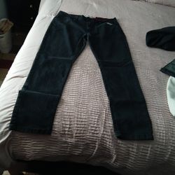 34x30 Black Jeans 