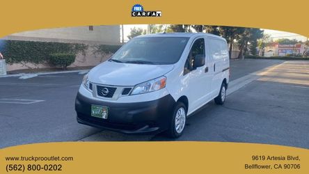 2015 Nissan NV200