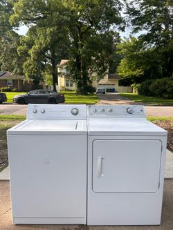 Super capacity washer and dryer set
