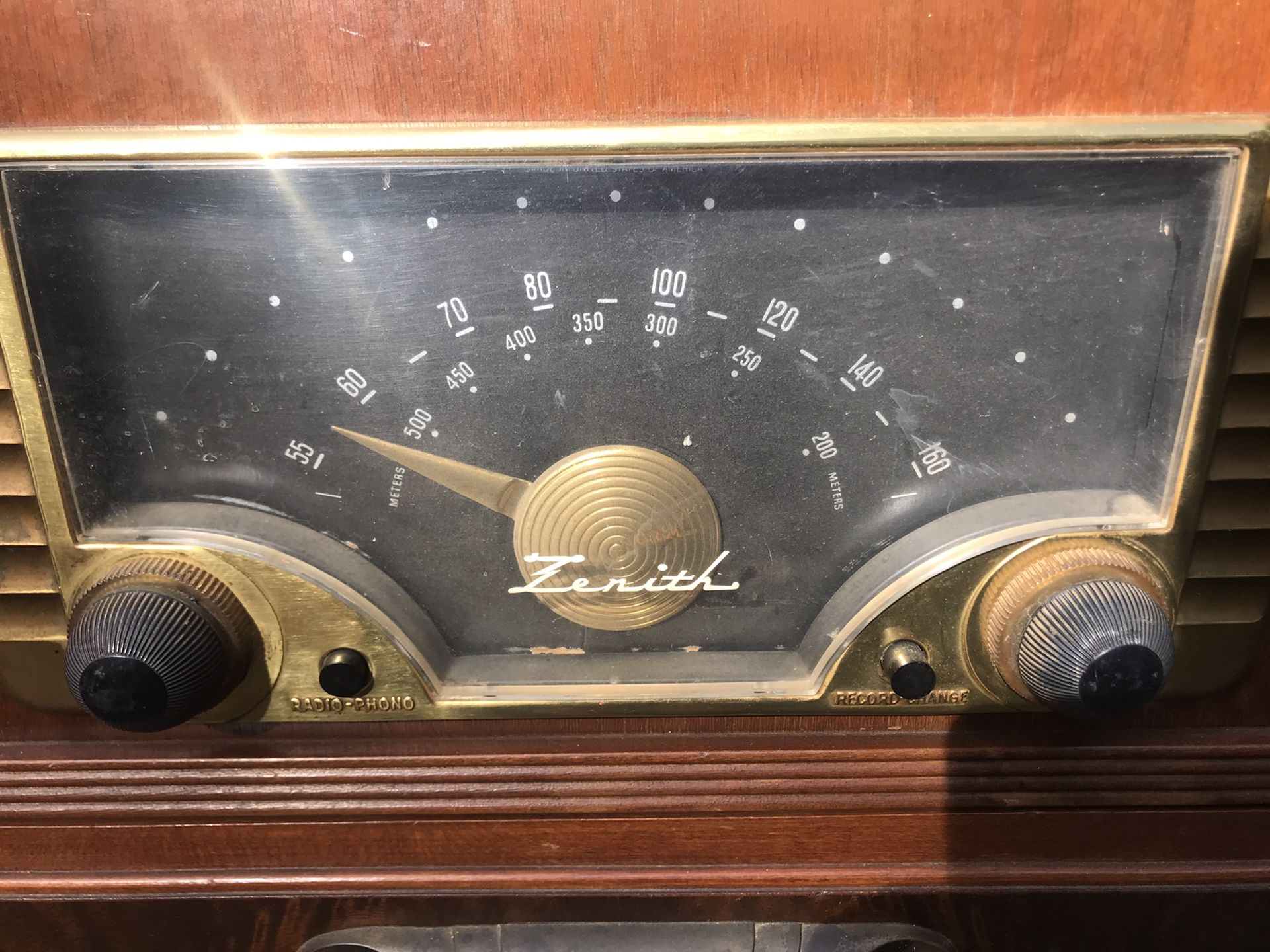 Antique Zenith Radio with Turntable Model 6R087 for Sale in