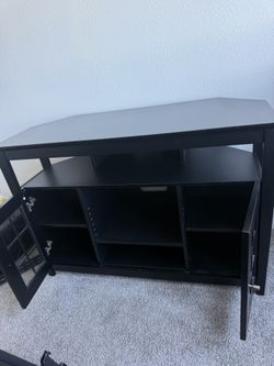 Modern Black Corner TV Stand – Great Condition!
