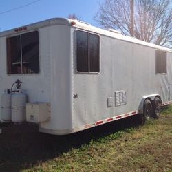 1994 24' OFFICE PLEASE READ OFFICE, equipment 2 air conditioning and heat fridge microwave
