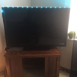 40 Inch Magnavox TV