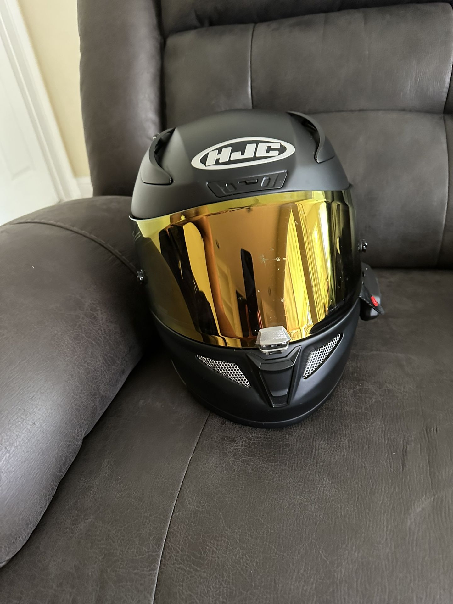 HJC Helmet, REAX riding gloves, Dianese Jacket