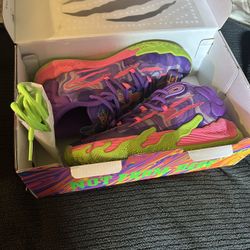 Puma Lamelo Ball Basketball Shoes Size 5
