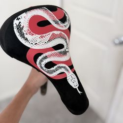 Red medusa mafia seat