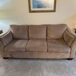 Hide A Bed Couch With a Queen Mattress