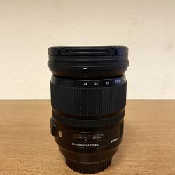 Sigma Lens (reasonable offers 😊)