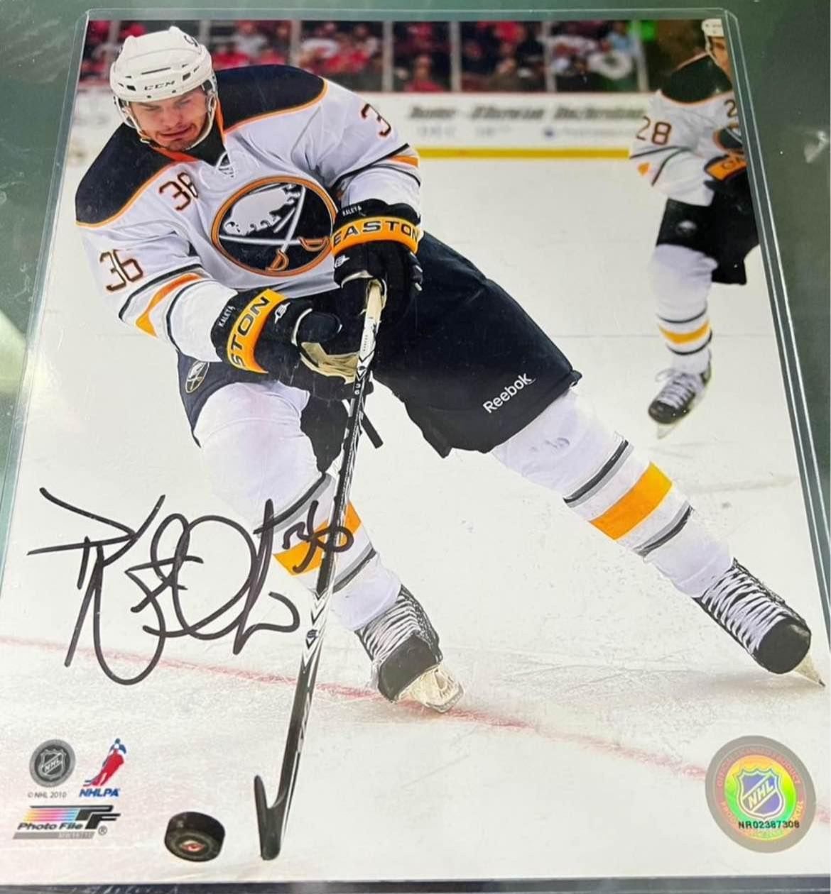 Buffalo Sabres Patrick Kaleta Signed 8x10 Photo