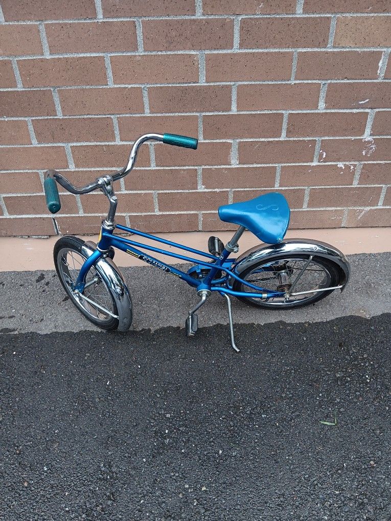 1960's original schwinn pixie blue bike tire size 16×1.75