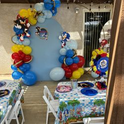 Sonic Balloon Garland 