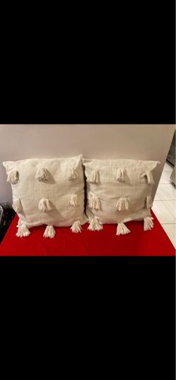 PAIR Of 22” Euro Woven Textured Decorative Throw Pillow w/ Tassels Cream / Neutral