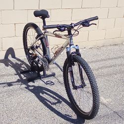 TREK 4500 ALPHA CUSTOM ALUM ATB MTN BIKE REFURBISHED OBO