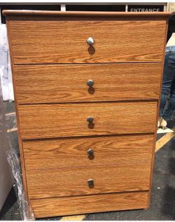 5 Drawer Dresser 