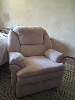 Reclining chair