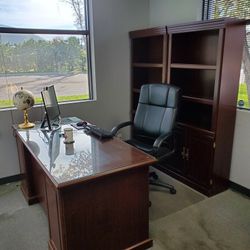 Executive Desk & Bookshelf Set – Real Wood, Like New