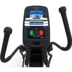 Nautilus E616 Elliptical Machine