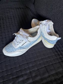 Women’s Michael Kors Sneakers (used)