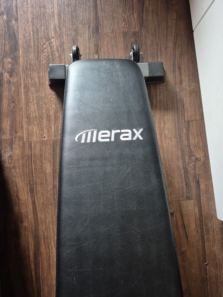 Adjustable Weight Bench