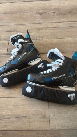 Bauer X size 8D shoe 9-9 1/2 hockey skates
