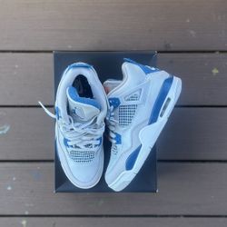 Jordan 4s Military Blues 