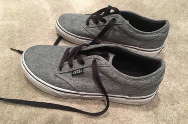 VANS SIZE 4
