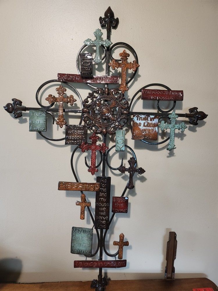 Metal Cross Wall Decor