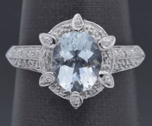 14k White Gold
Aquamarine and Diamond
Ring size 9