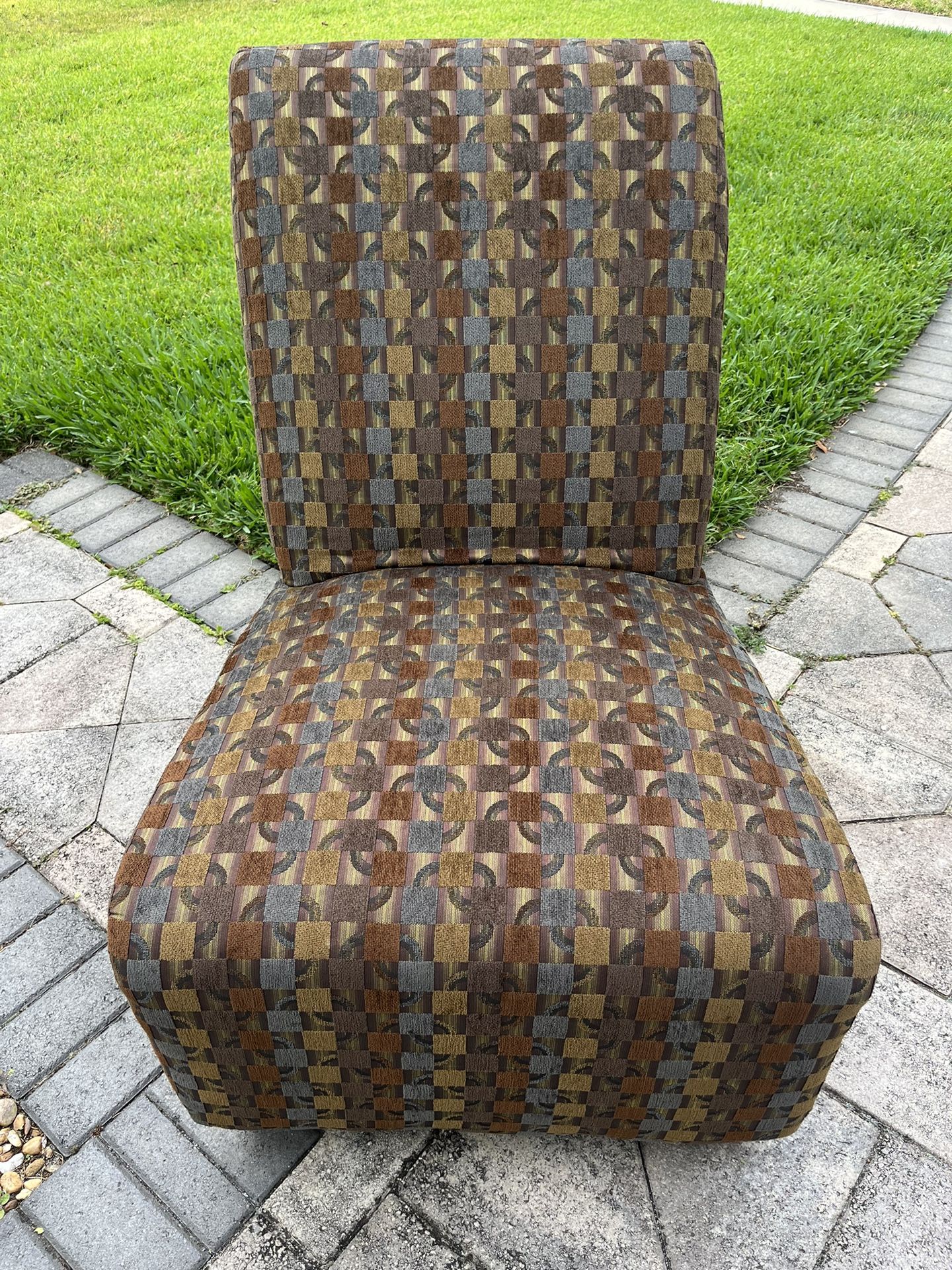 Accent Chair, Slip Chair Like New Rarely Sat In