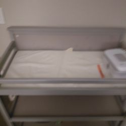 Dream On Me Jax Universal Changing Table, Pebble Grey 34x20x40 In