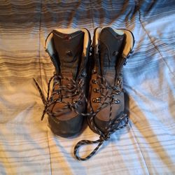 Women's Boots Size 7