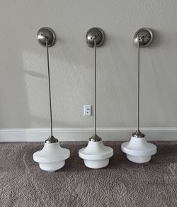 3 Pendant Lights