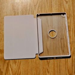 Apple Ipad Case And Cover..10.5..https://offerup.co/faYXKzQFnY?$deeplink_path=/redirect/ Color..Brand New!