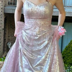 GORGEOUS pink Metallic Formal Dress Size 0 Prom Homecoming Special Event