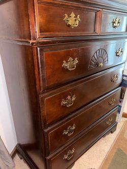 5-Drawer Dresser