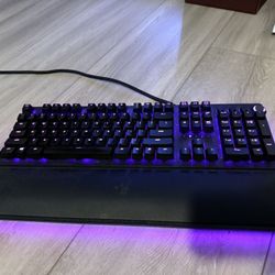 Razer Huntsman V2 Wired Optical Gaming Keyboard (Offers Welcome)