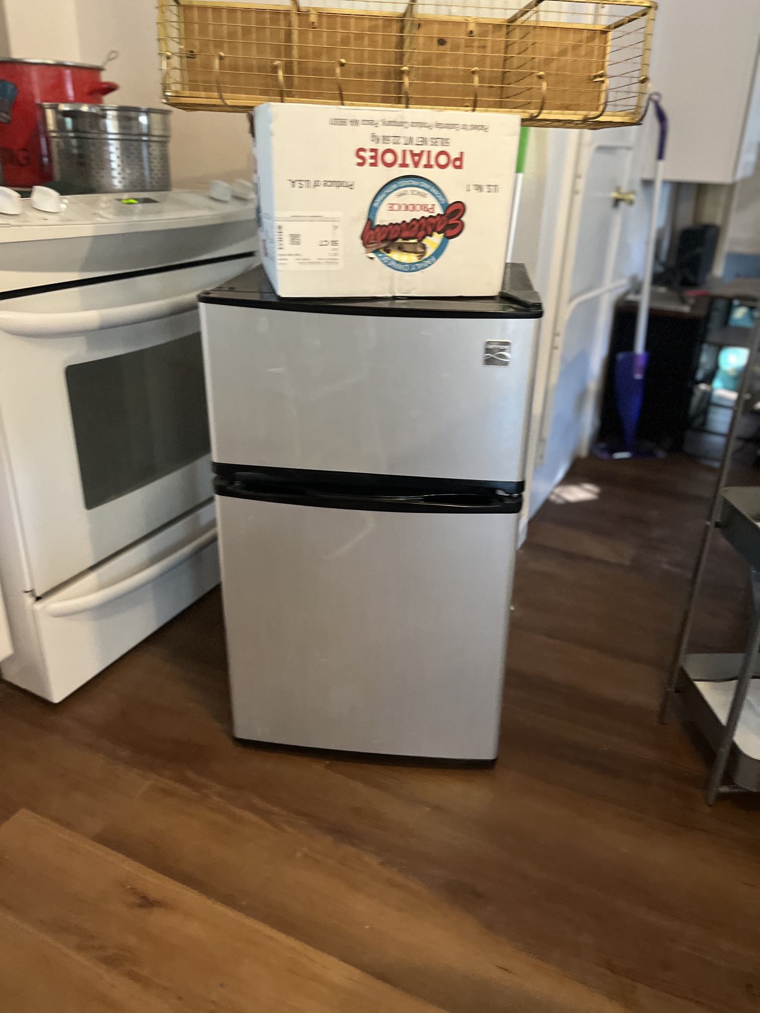 Compact Mini Fridge Freezer