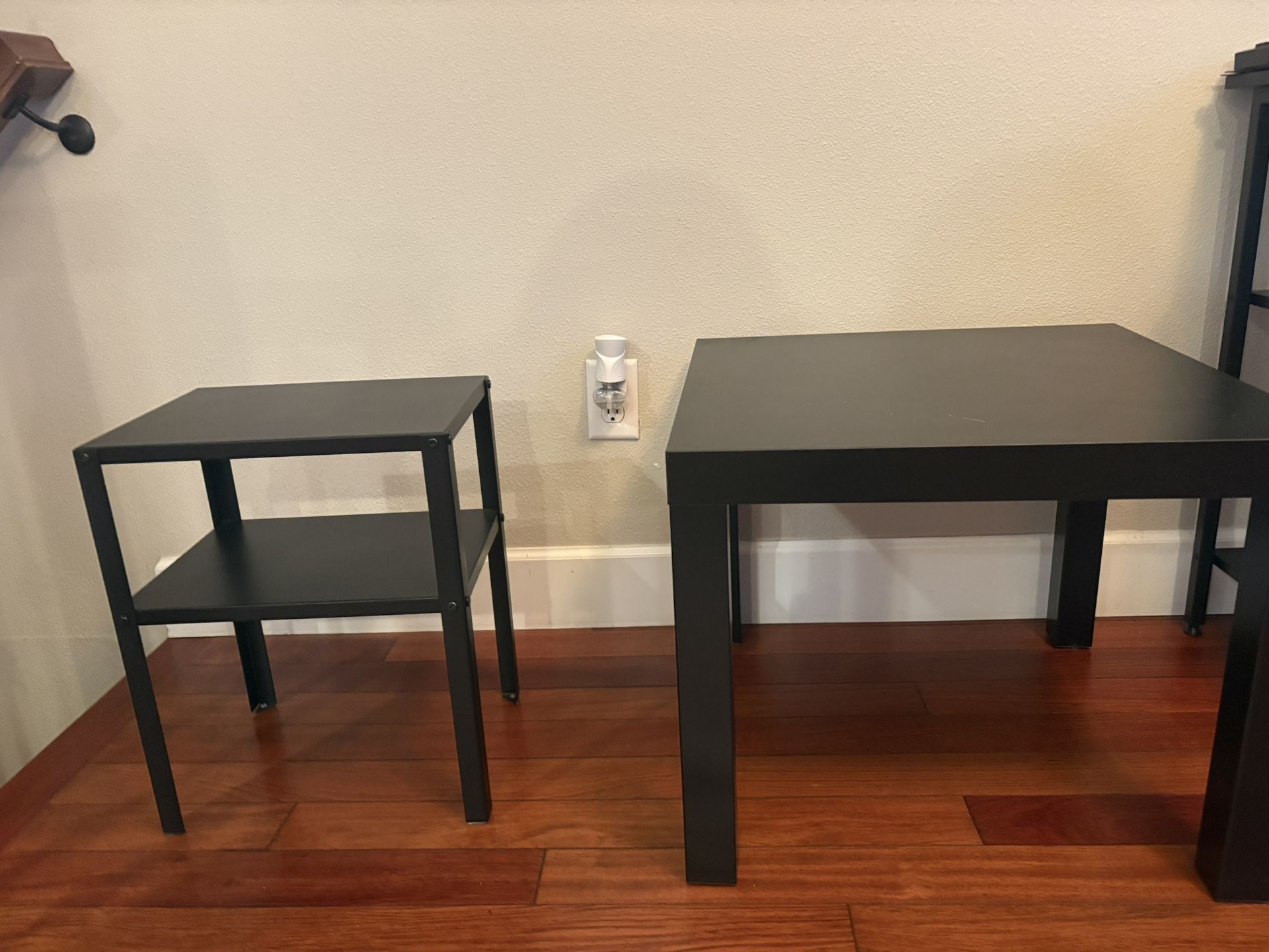Side Tables 