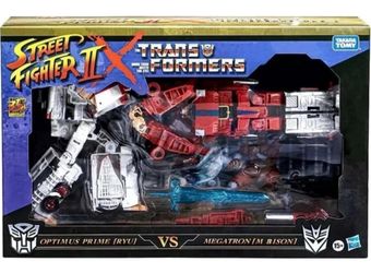 Transformers Street Fighter II x Optimus Prime Ryu vs Megatron M. Bison