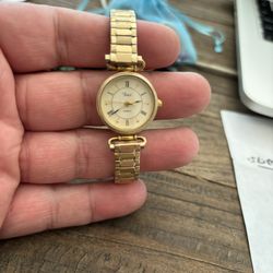 Vintage TIMEX Gold tone og flex braclett Woman’s Watch 377BA 