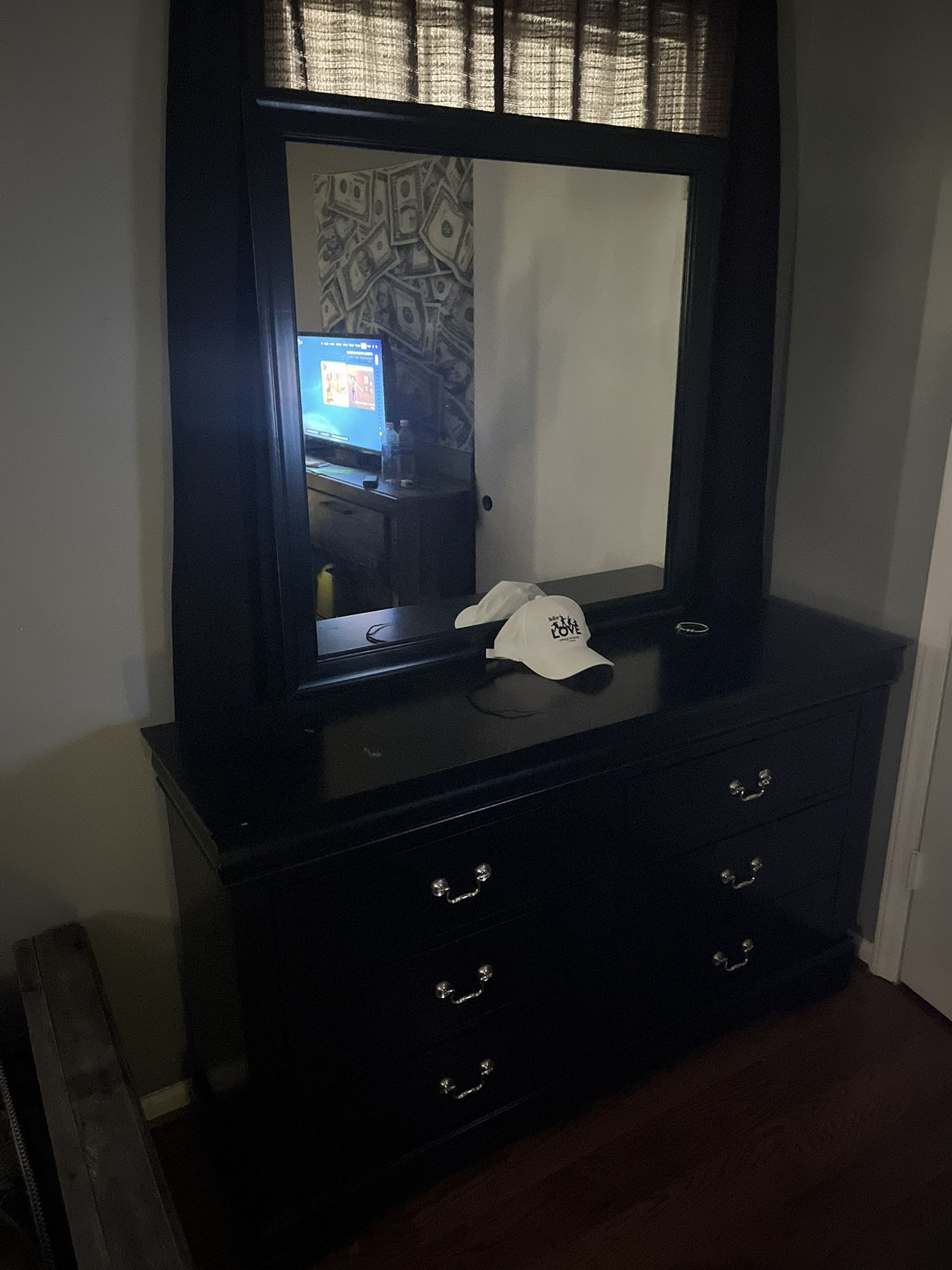 Furniture- Frame,Nightstand And Mattress