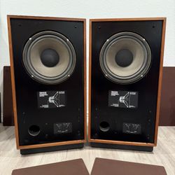 TANNOY CHEVIOT Dual Concentric Floor standing Speakers / England 