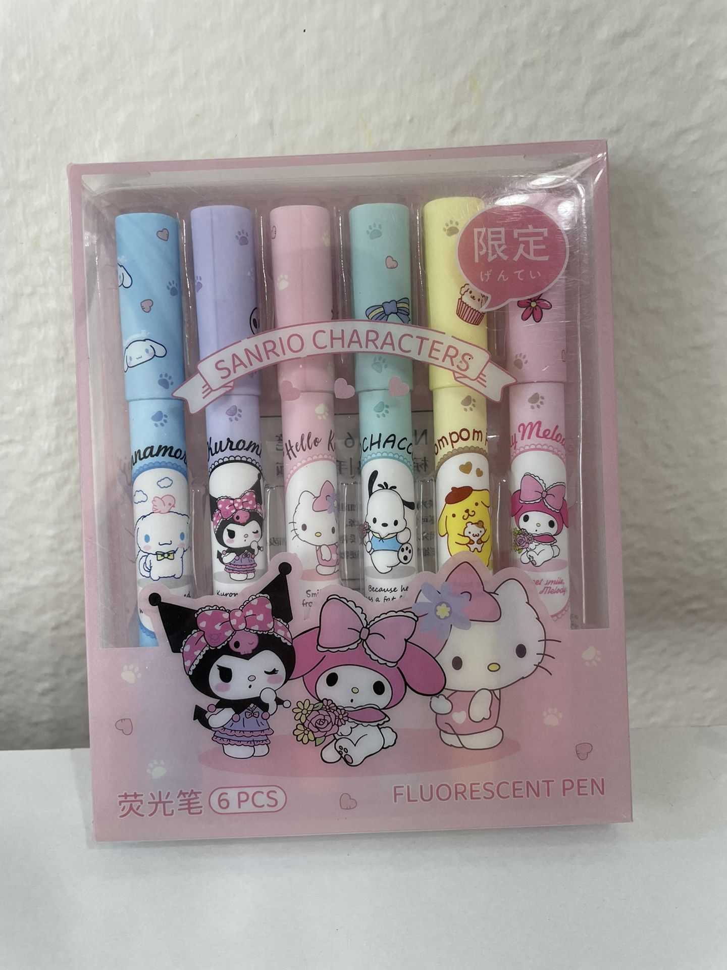 Hello kitty highlighter markers