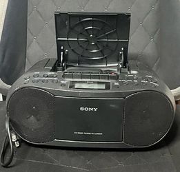 Sony CFD-S70 Stereo CD Player Boombox