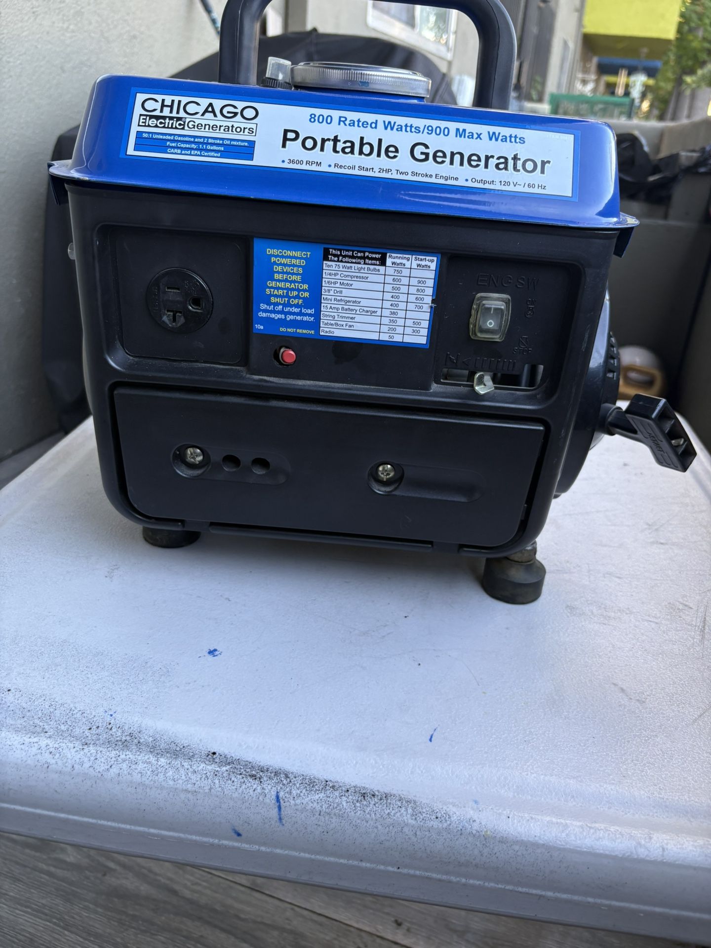 Chicago Electric Generator 800w