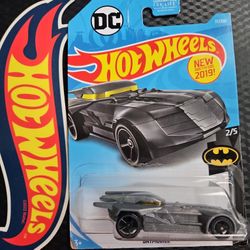 Hot Wheels Mainline Batman Batmobile